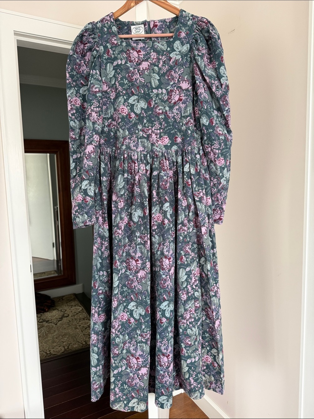 Laura Ashley Green Floral Modest Rose Corduroy Long Vintage Dress Sz 8 US 12 UK
